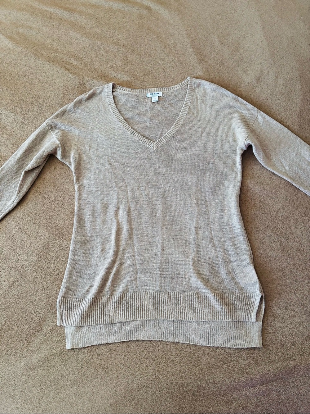 Old Navy Light Beige V-Neck Pullover Sweater